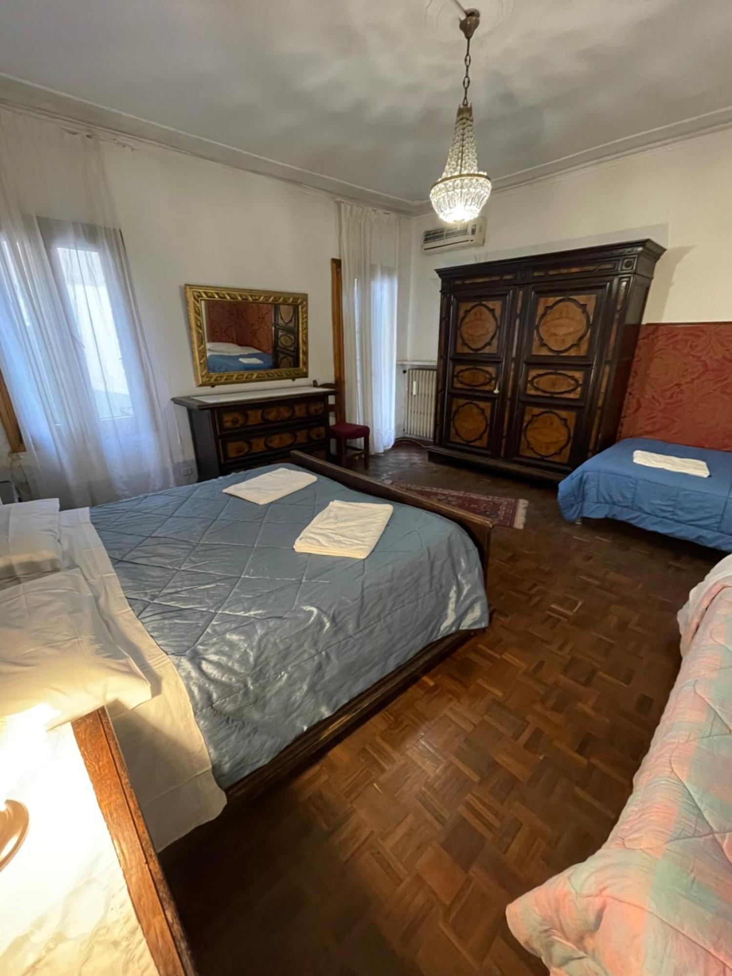 Princess Guest House Canal View Venecia Exterior foto