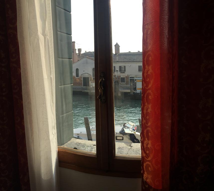 Princess Guest House Canal View Venecia Exterior foto
