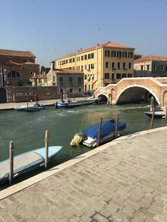 Princess Guest House Canal View Venecia Exterior foto